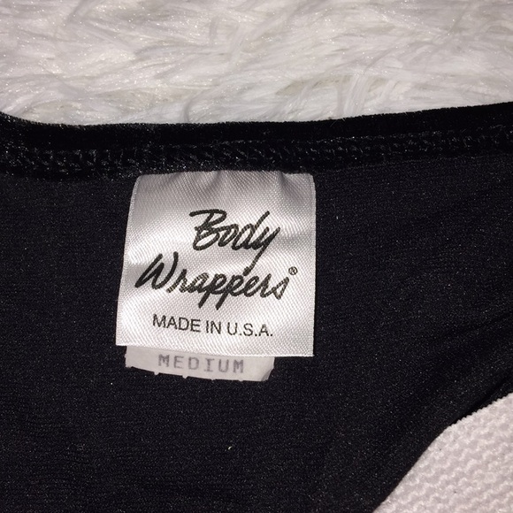 Body Wrappers Crop Tops Size M - Picture 3 of 4